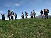 Salita dalla Culmine di S. Pietro ( 1265 m.) al Due Mani-Zucco di Desio ( 1656 m) domenica 16 maggio 2010